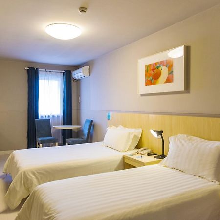 Jinjiang Inn Select Qingdao Henan Road Railway Station Bagian luar foto