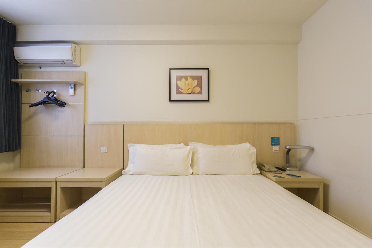 Jinjiang Inn Select Qingdao Henan Road Railway Station Bagian luar foto