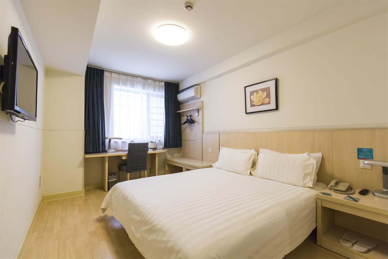 Jinjiang Inn Select Qingdao Henan Road Railway Station Bagian luar foto