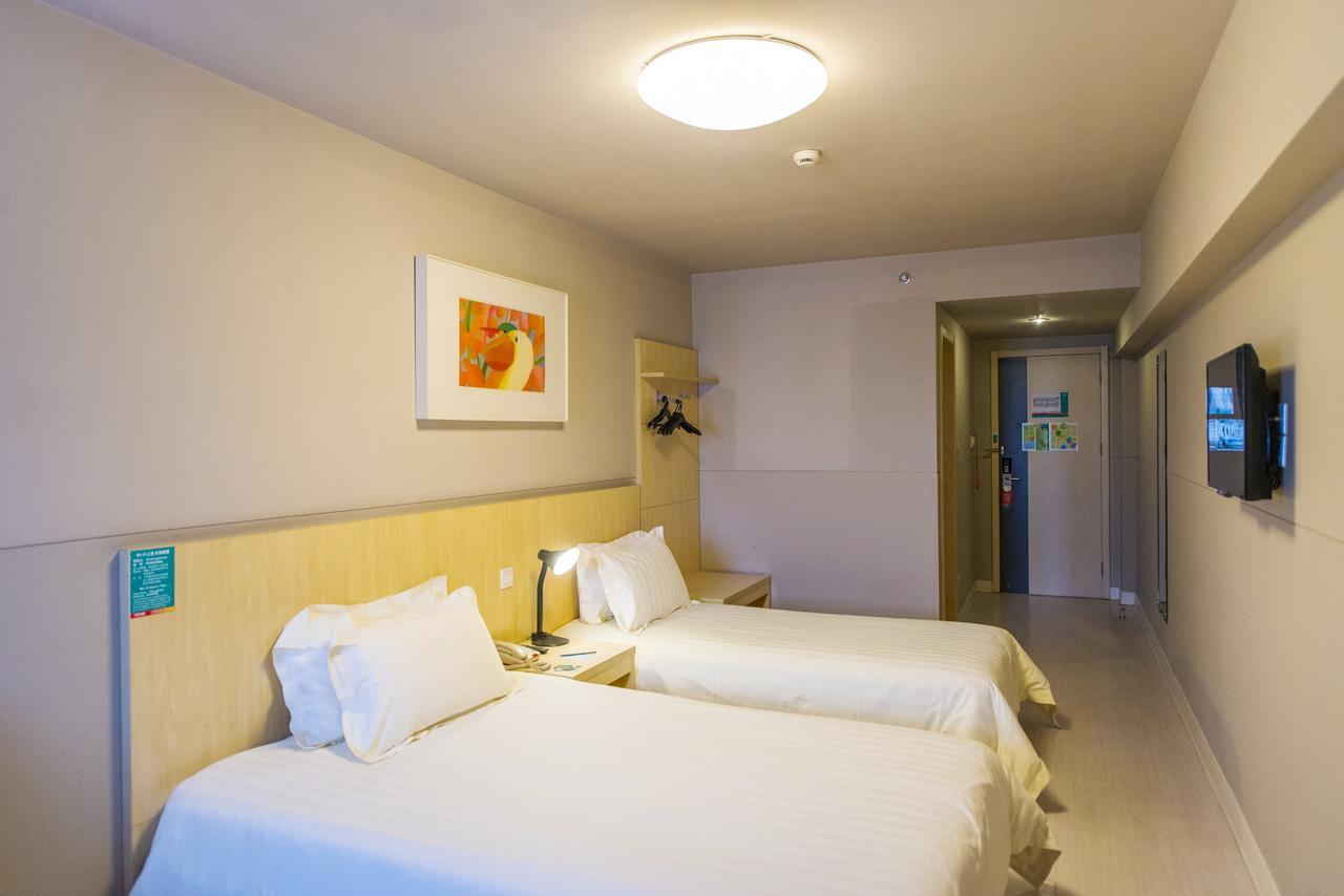 Jinjiang Inn Select Qingdao Henan Road Railway Station Bagian luar foto