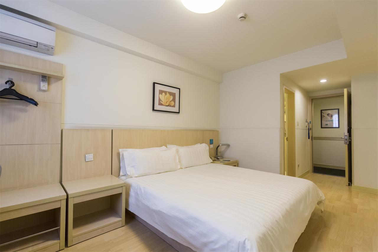 Jinjiang Inn Select Qingdao Henan Road Railway Station Bagian luar foto